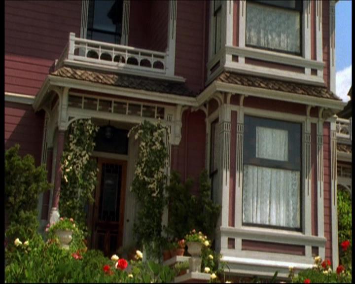 Charmed-Online-dot-615IDreamOfPhoebe0310.jpg