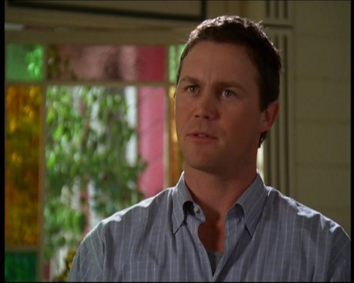 Charmed-Online-dot-615IDreamOfPhoebe0404.jpg