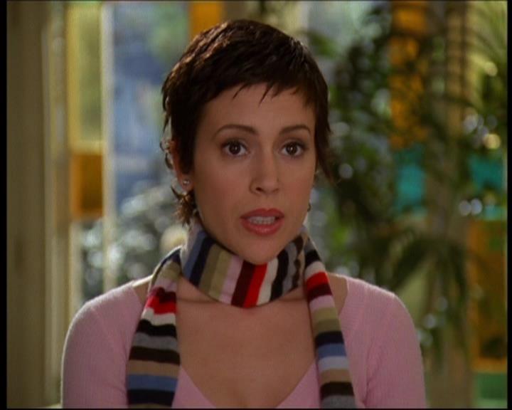 Charmed-Online-dot-615IDreamOfPhoebe0409.jpg
