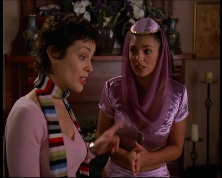Charmed-Online-dot-615IDreamOfPhoebe0440.jpg