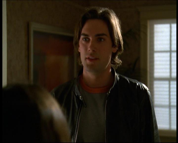 Charmed-Online-dot-615IDreamOfPhoebe0596.jpg