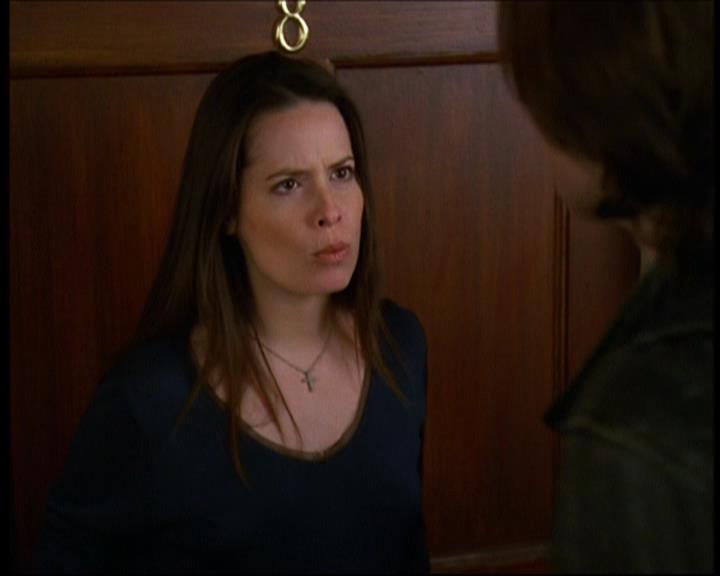 Charmed-Online-dot-615IDreamOfPhoebe0610.jpg