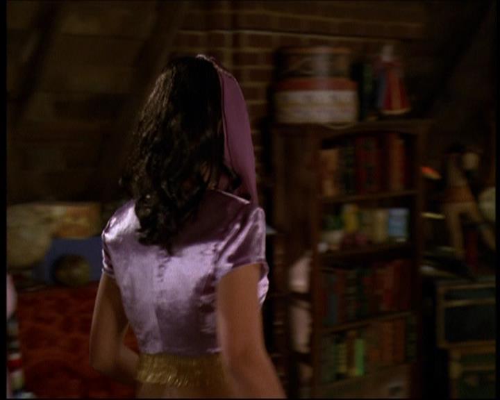 Charmed-Online-dot-615IDreamOfPhoebe0791.jpg