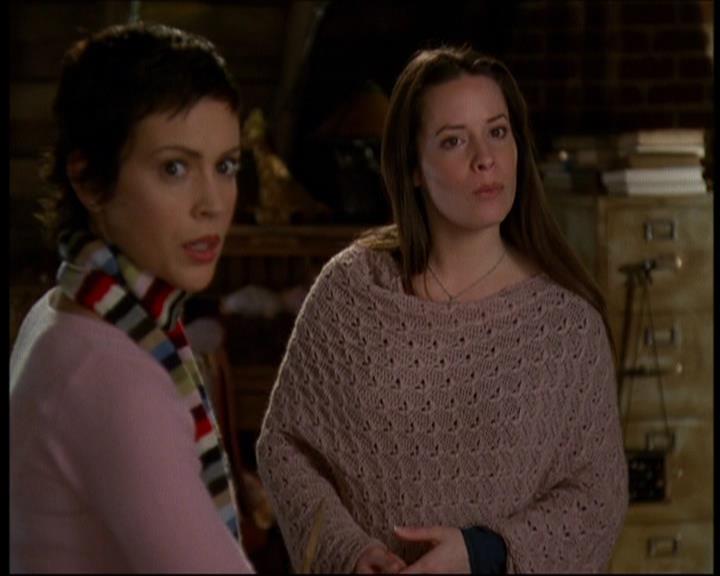 Charmed-Online-dot-615IDreamOfPhoebe0807.jpg
