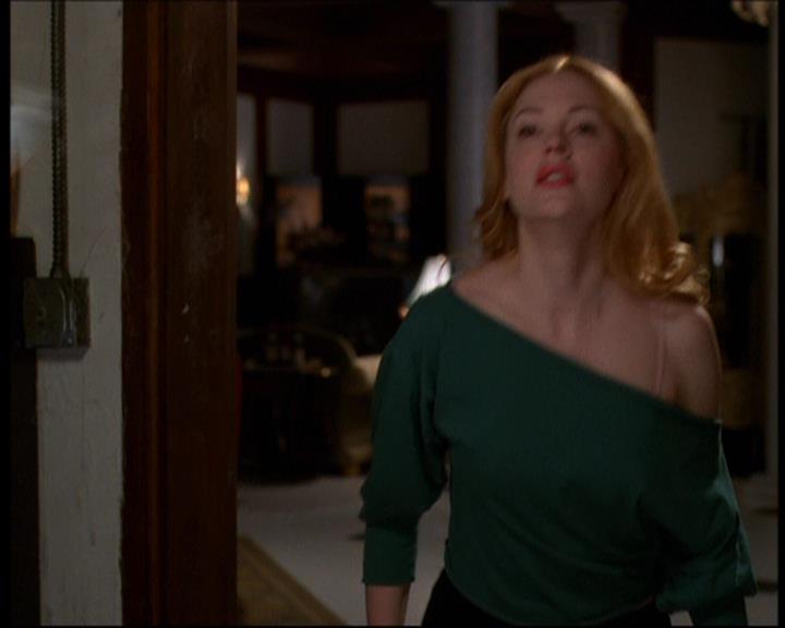 Charmed-Online-dot-615IDreamOfPhoebe1745.jpg