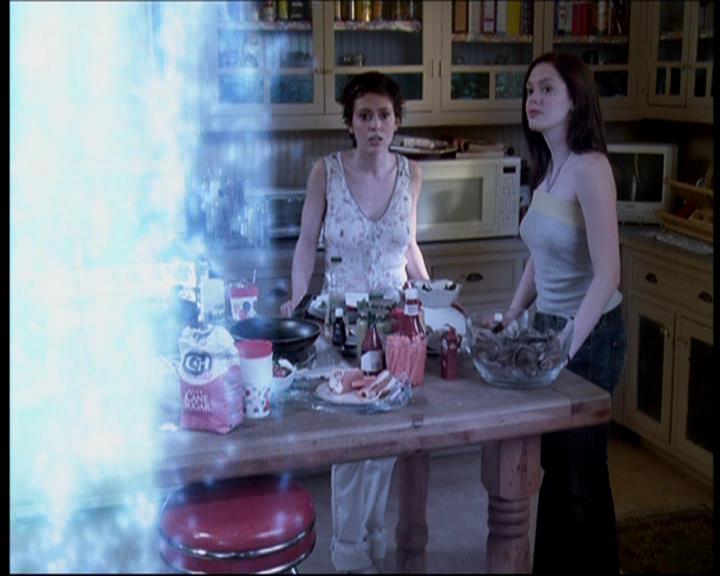 Charmed-Online-dot-616TheCourtshipOfWyattsFather0139.jpg