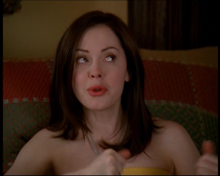 Charmed-Online-dot-616TheCourtshipOfWyattsFather0372.jpg Charmed-Online-dot-616TheCourtshipOfWyattsFather0372.jpg