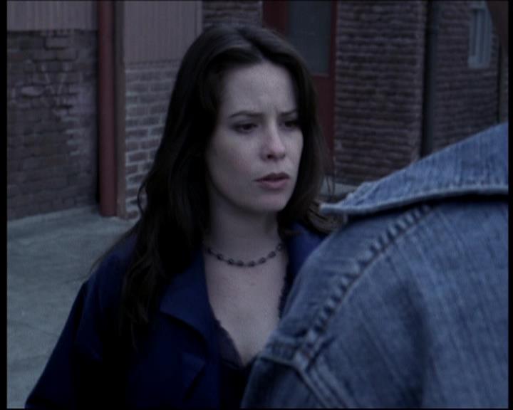 Charmed-Online-dot-616TheCourtshipOfWyattsFather0890.jpg Charmed-Online-dot-616TheCourtshipOfWyattsFather0890.jpg