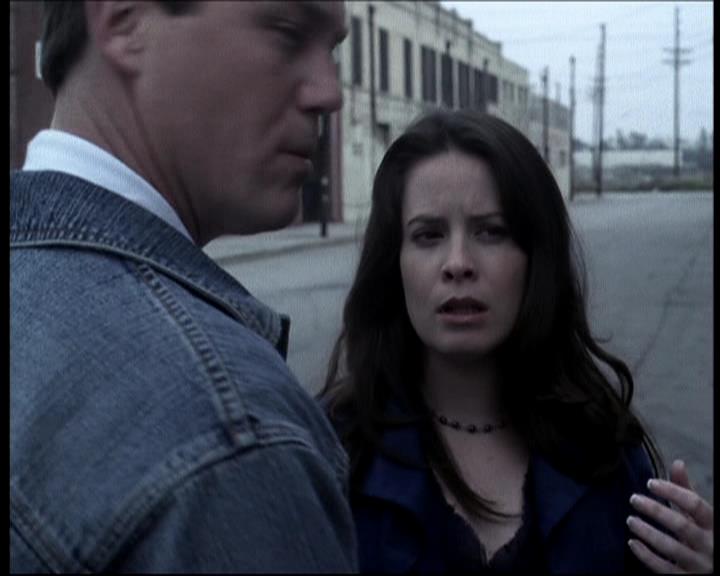 Charmed-Online-dot-616TheCourtshipOfWyattsFather0898.jpg Charmed-Online-dot-616TheCourtshipOfWyattsFather0898.jpg