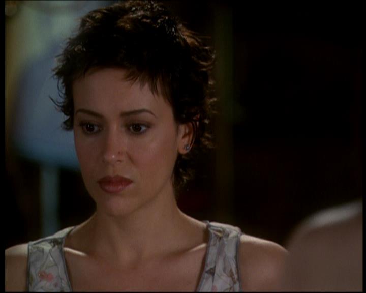 Charmed-Online-dot-616TheCourtshipOfWyattsFather1259.jpg Charmed-Online-dot-616TheCourtshipOfWyattsFather1259.jpg
