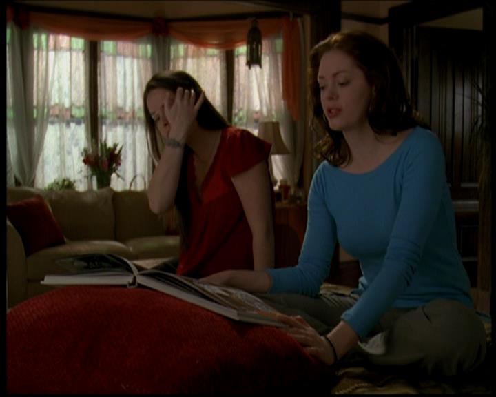 Charmed-Online-dot-617HydeSchoolReunion0016.jpg Charmed-Online-dot-617HydeSchoolReunion0016.jpg