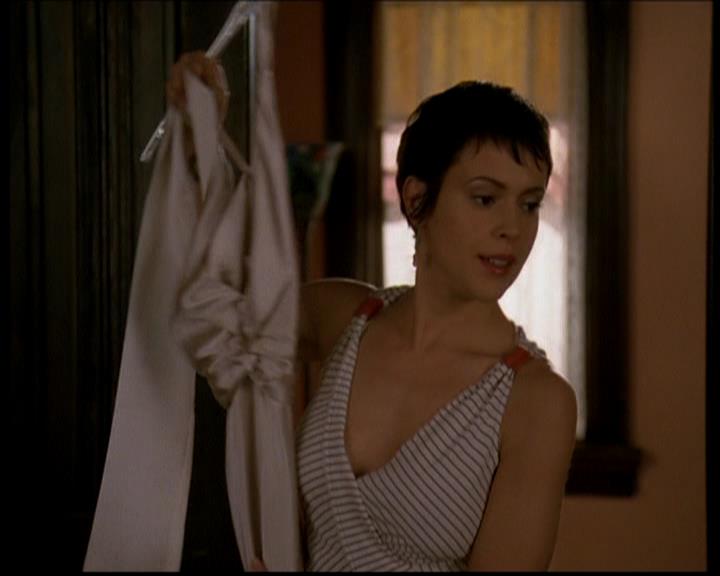 Charmed-Online-dot-617HydeSchoolReunion0163.jpg Charmed-Online-dot-617HydeSchoolReunion0163.jpg