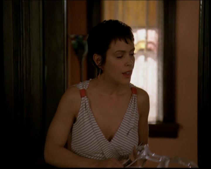 Charmed-Online-dot-617HydeSchoolReunion0164.jpg Charmed-Online-dot-617HydeSchoolReunion0164.jpg