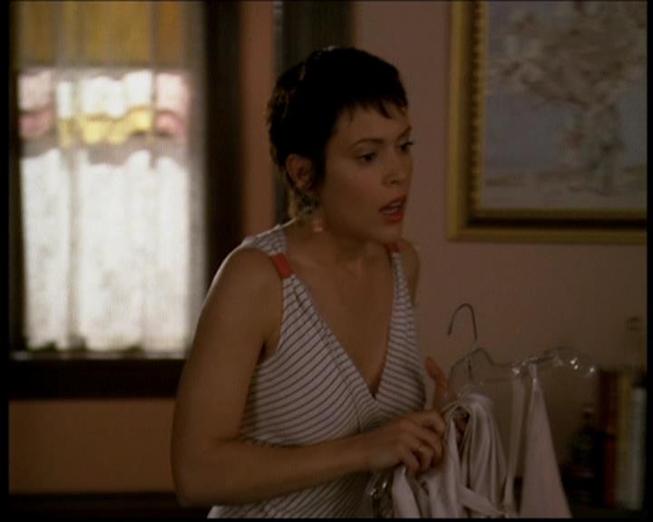 Charmed-Online-dot-617HydeSchoolReunion0165.jpg Charmed-Online-dot-617HydeSchoolReunion0165.jpg