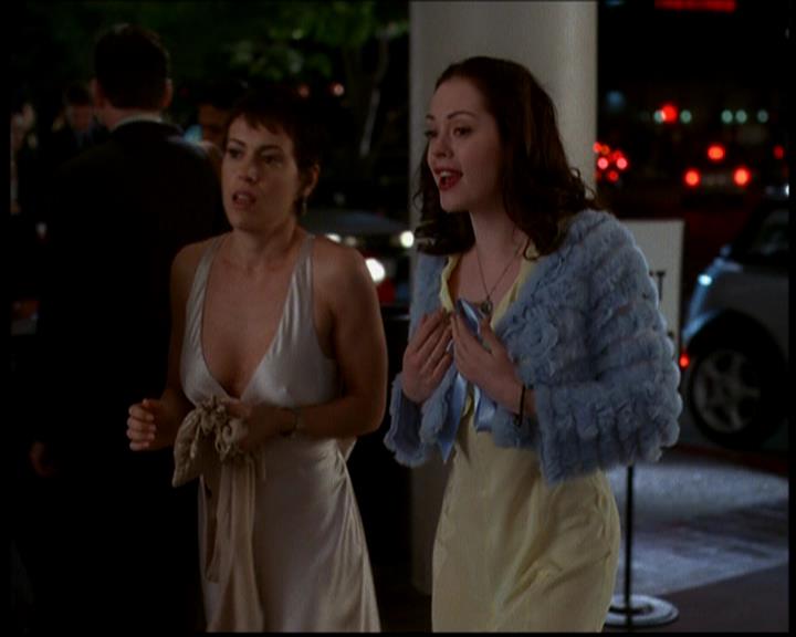 Charmed-Online-dot-617HydeSchoolReunion0381.jpg Charmed-Online-dot-617HydeSchoolReunion0381.jpg