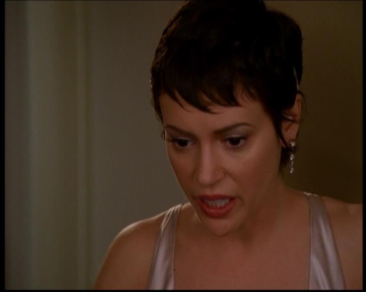 Charmed-Online-dot-617HydeSchoolReunion0650.jpg