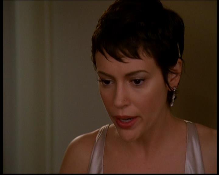 Charmed-Online-dot-617HydeSchoolReunion0652.jpg