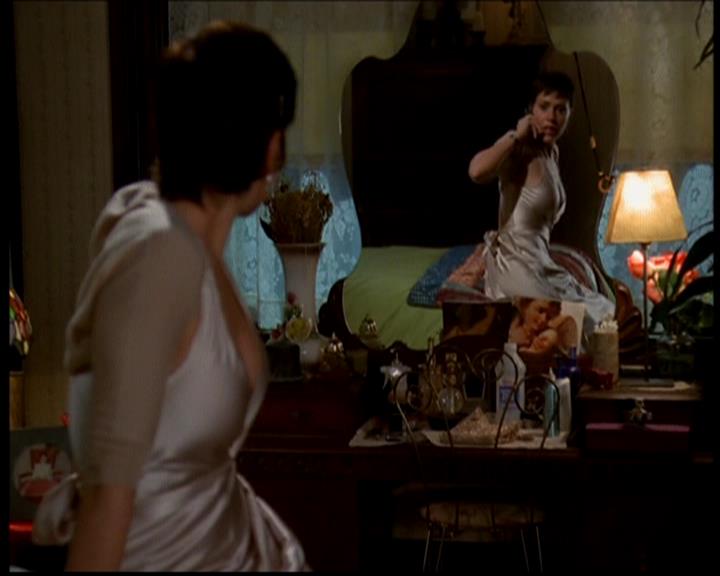 Charmed-Online-dot-617HydeSchoolReunion0849.jpg Charmed-Online-dot-617HydeSchoolReunion0849.jpg