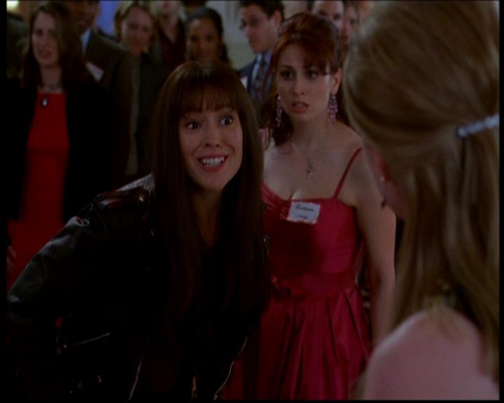 Charmed-Online-dot-617HydeSchoolReunion0968.jpg Charmed-Online-dot-617HydeSchoolReunion0968.jpg