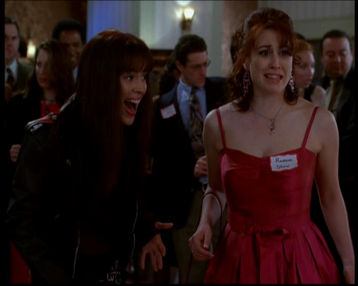 Charmed-Online-dot-617HydeSchoolReunion0977.jpg Charmed-Online-dot-617HydeSchoolReunion0977.jpg