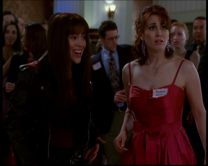 Charmed-Online-dot-617HydeSchoolReunion0978.jpg