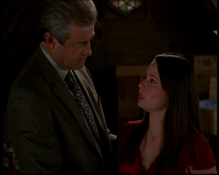 Charmed-Online-dot-617HydeSchoolReunion1376.jpg Charmed-Online-dot-617HydeSchoolReunion1376.jpg