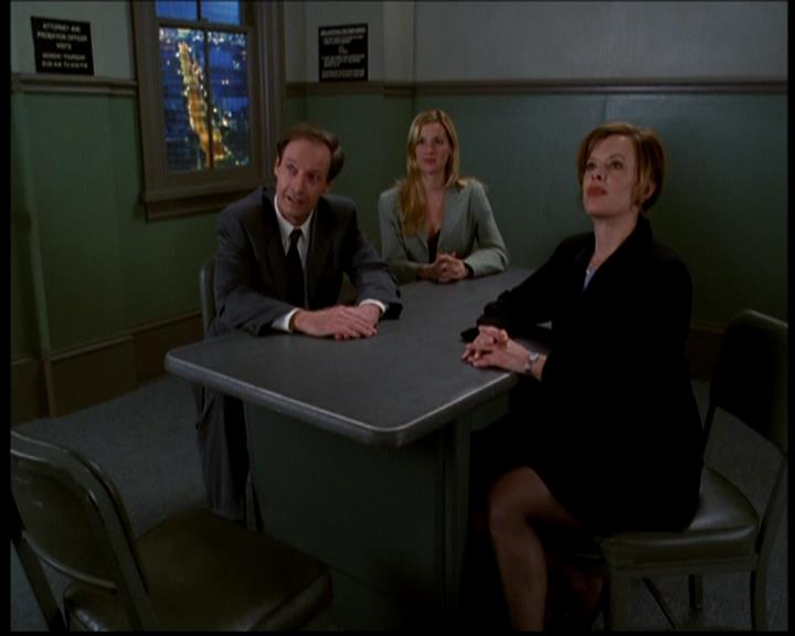 Charmed-Online-dot-617HydeSchoolReunion1451.jpg Charmed-Online-dot-617HydeSchoolReunion1451.jpg