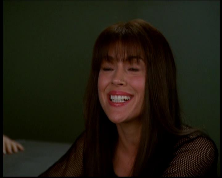 Charmed-Online-dot-617HydeSchoolReunion1491.jpg Charmed-Online-dot-617HydeSchoolReunion1491.jpg