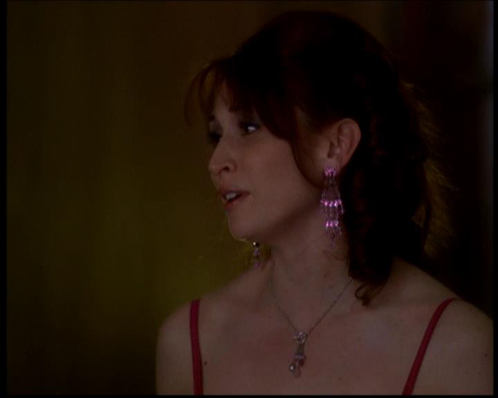 Charmed-Online-dot-617HydeSchoolReunion1605.jpg Charmed-Online-dot-617HydeSchoolReunion1605.jpg