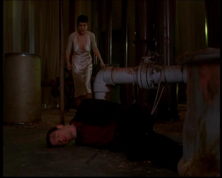 Charmed-Online-dot-617HydeSchoolReunion1845.jpg Charmed-Online-dot-617HydeSchoolReunion1845.jpg