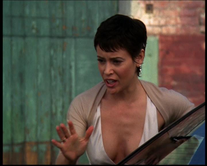 Charmed-Online-dot-617HydeSchoolReunion1998.jpg Charmed-Online-dot-617HydeSchoolReunion1998.jpg