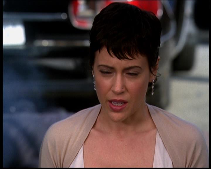 Charmed-Online-dot-617HydeSchoolReunion2045.jpg
