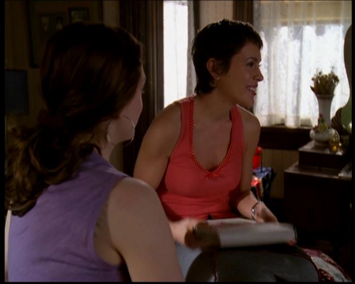 Charmed-Online-dot-617HydeSchoolReunion2281.jpg