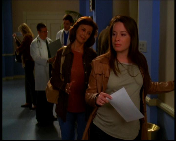 Charmed-Online-dot-618SpinCity0087.jpg