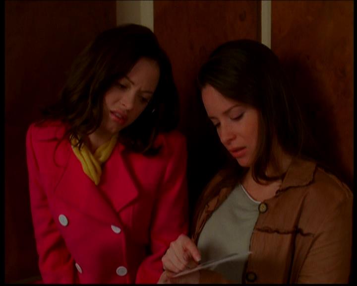 Charmed-Online-dot-618SpinCity0131.jpg