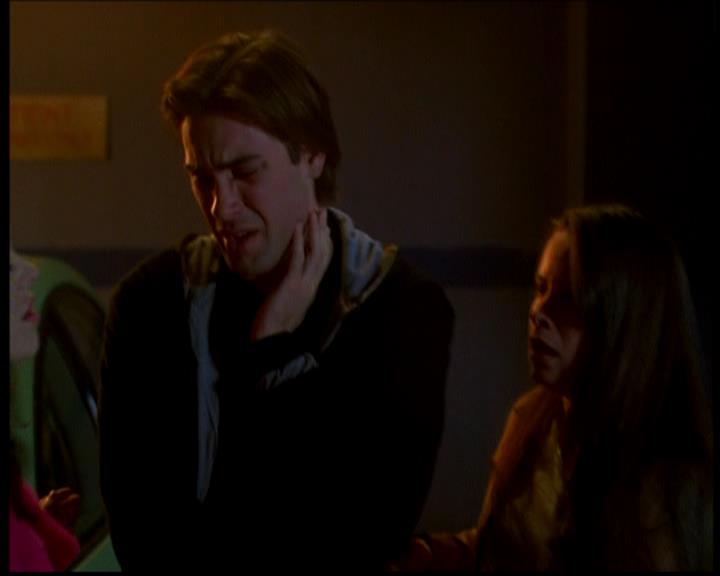 Charmed-Online-dot-618SpinCity0199.jpg