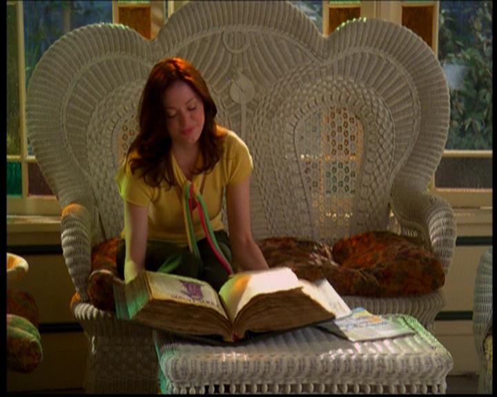 Charmed-Online-dot-618SpinCity0340.jpg