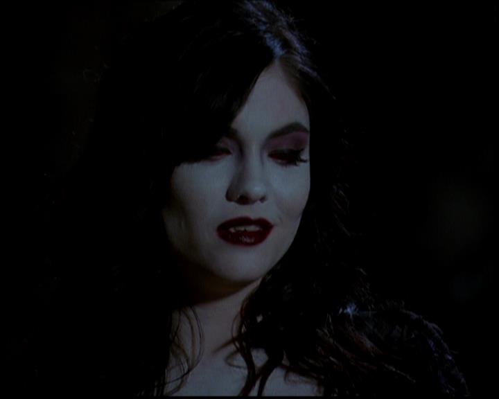 Charmed-Online-dot-618SpinCity0450.jpg Charmed-Online-dot-618SpinCity0450.jpg