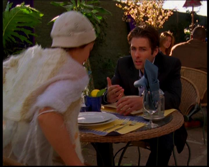 Charmed-Online-dot-618SpinCity0650.jpg