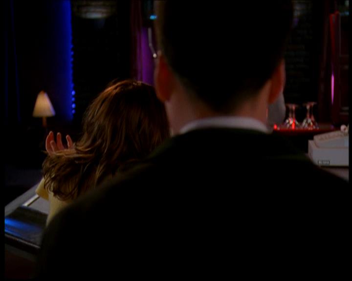 Charmed-Online-dot-618SpinCity0698.jpg