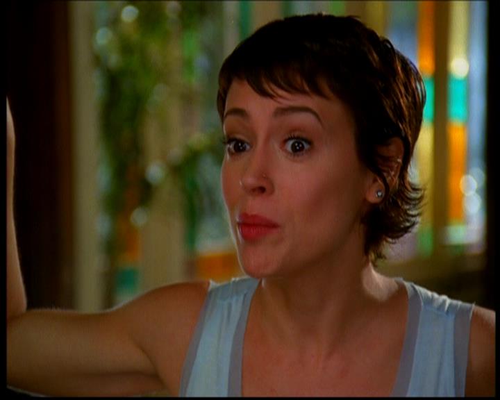 Charmed-Online-dot-618SpinCity0857.jpg