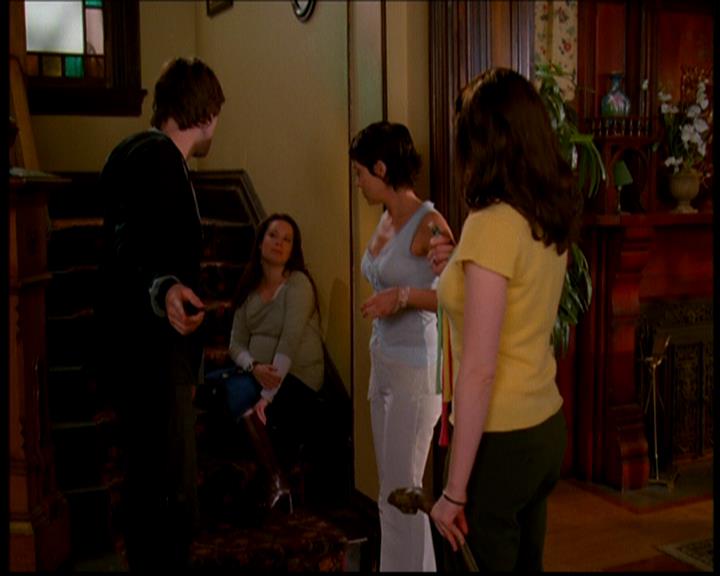 Charmed-Online-dot-618SpinCity0896.jpg