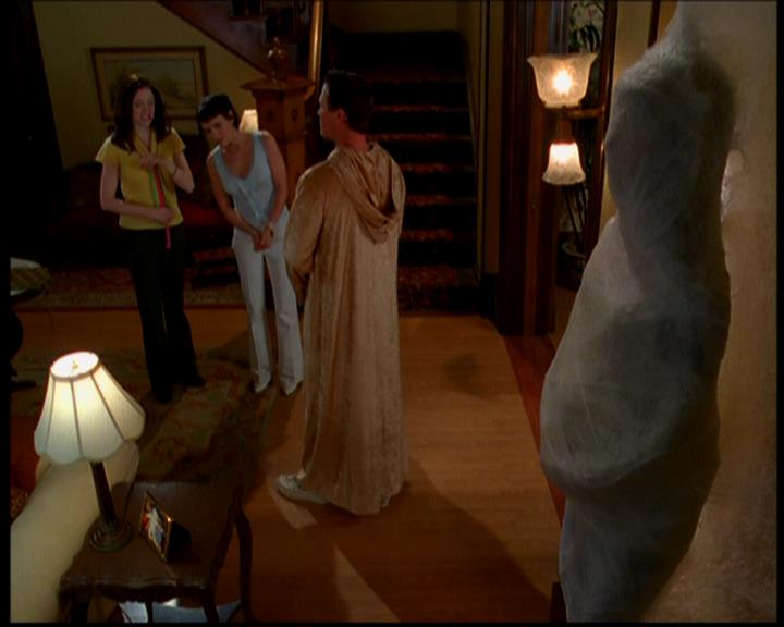 Charmed-Online-dot-618SpinCity1027.jpg
