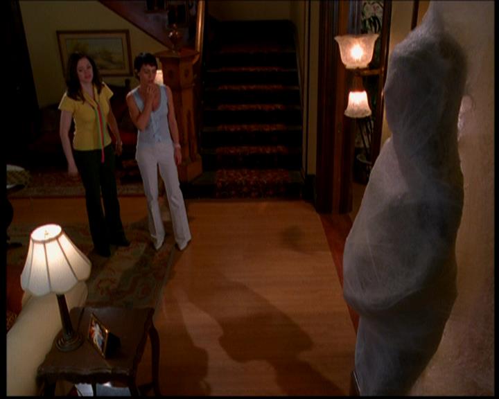 Charmed-Online-dot-618SpinCity1063.jpg