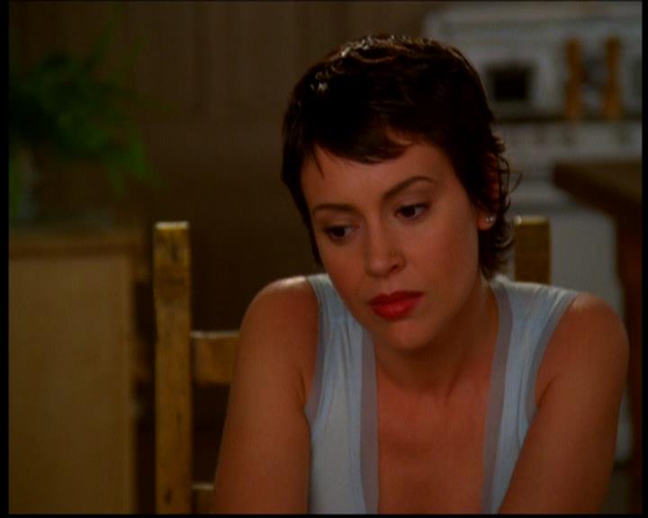 Charmed-Online-dot-618SpinCity1195.jpg