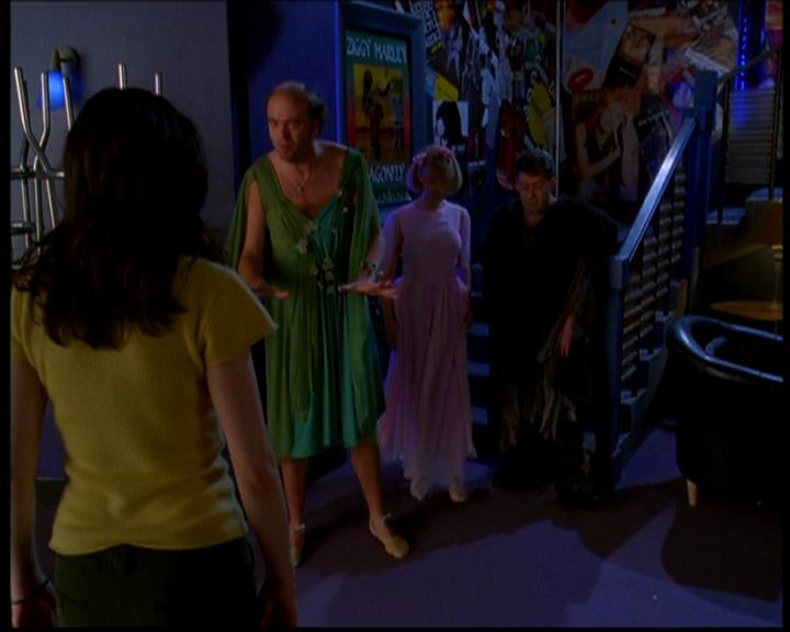 Charmed-Online-dot-618SpinCity1301.jpg