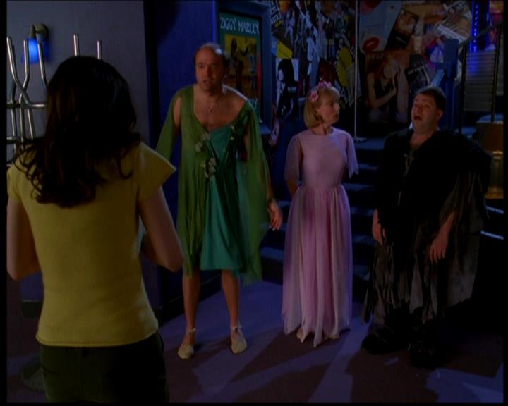 Charmed-Online-dot-618SpinCity1327.jpg