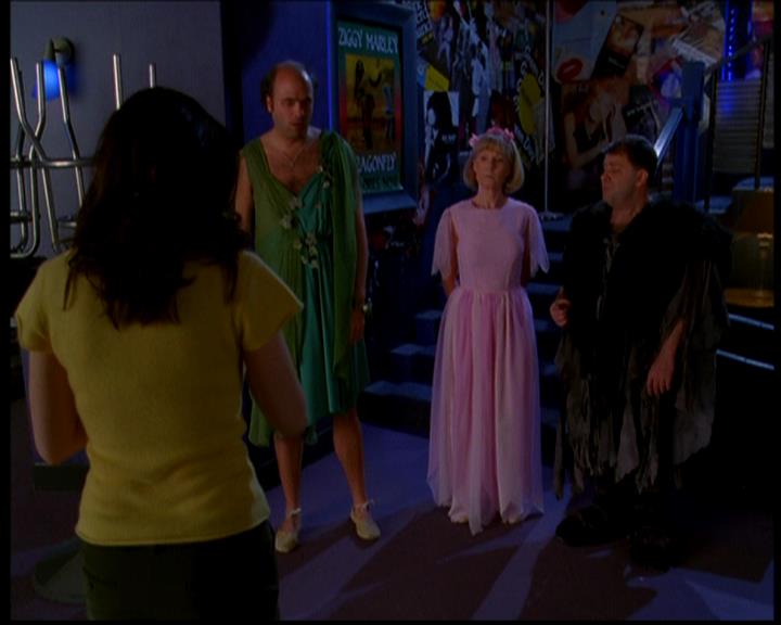 Charmed-Online-dot-618SpinCity1339.jpg