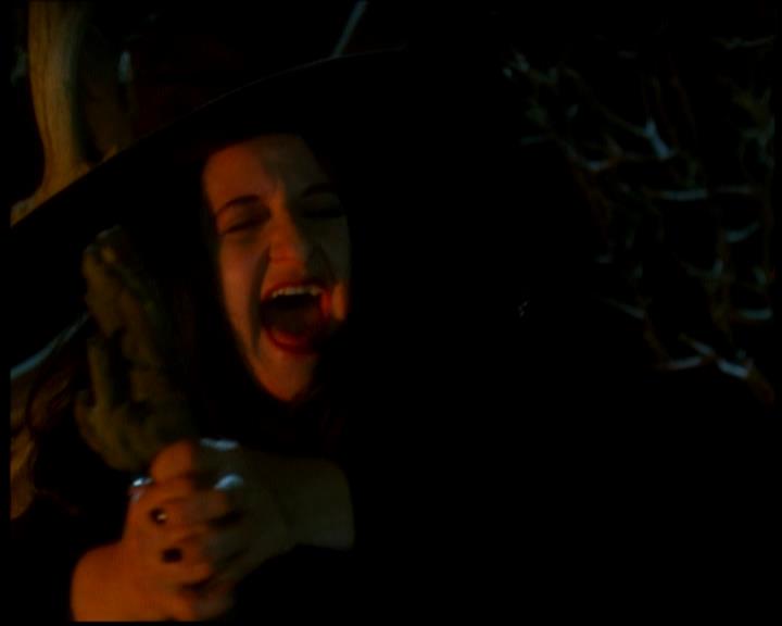 Charmed-Online-dot-618SpinCity1348.jpg