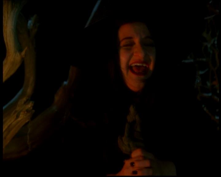 Charmed-Online-dot-618SpinCity1349.jpg